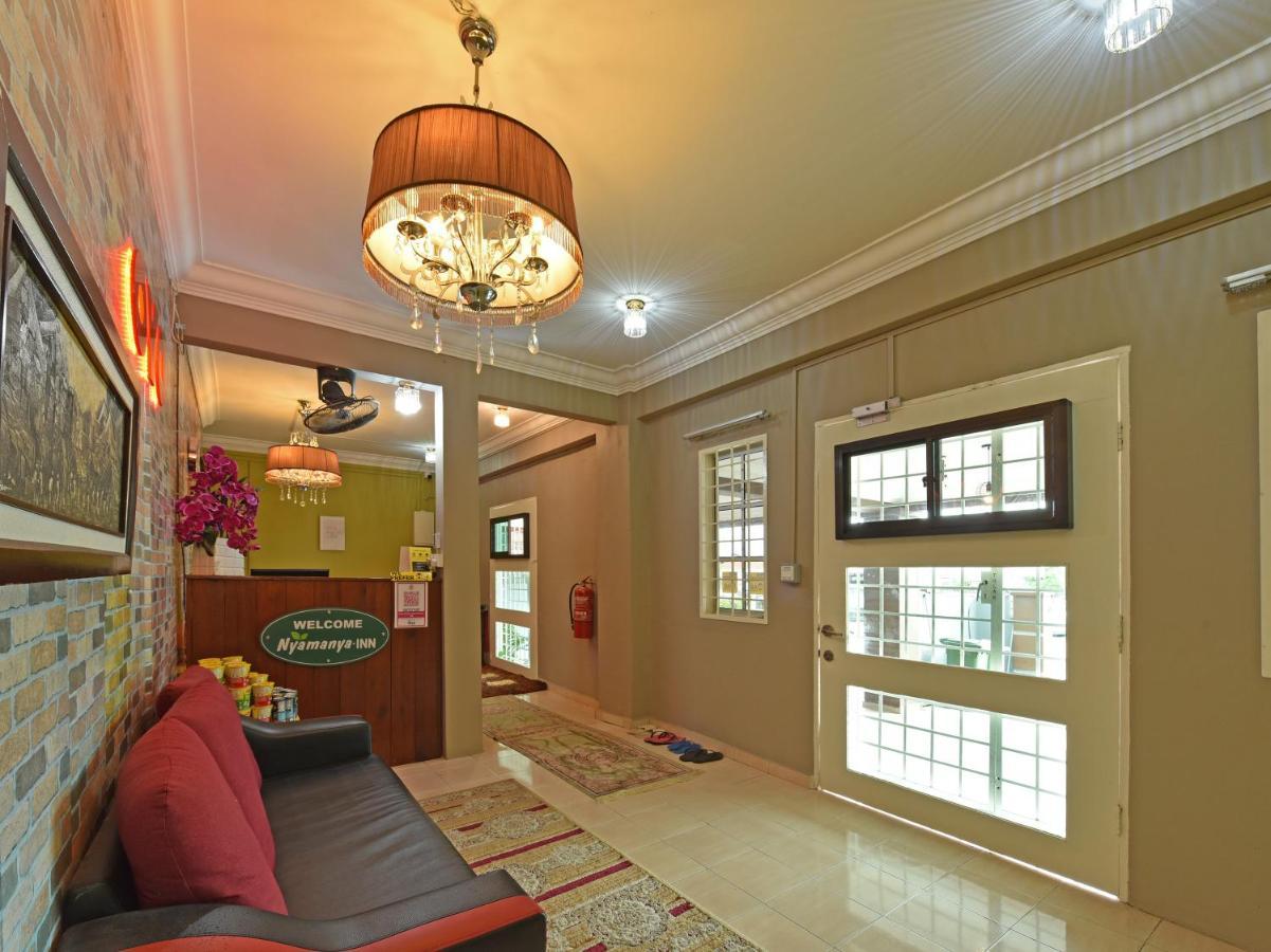 Oyo 90363 Nyamanya Inn Kuantan Eksteriør bilde