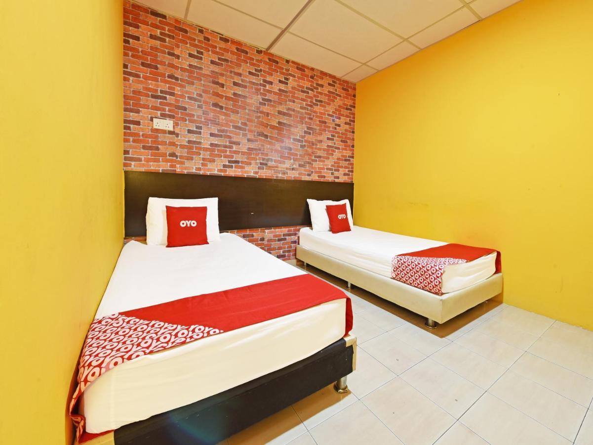 Oyo 90363 Nyamanya Inn Kuantan Eksteriør bilde